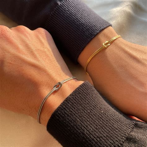 unisex bracelets for couples.